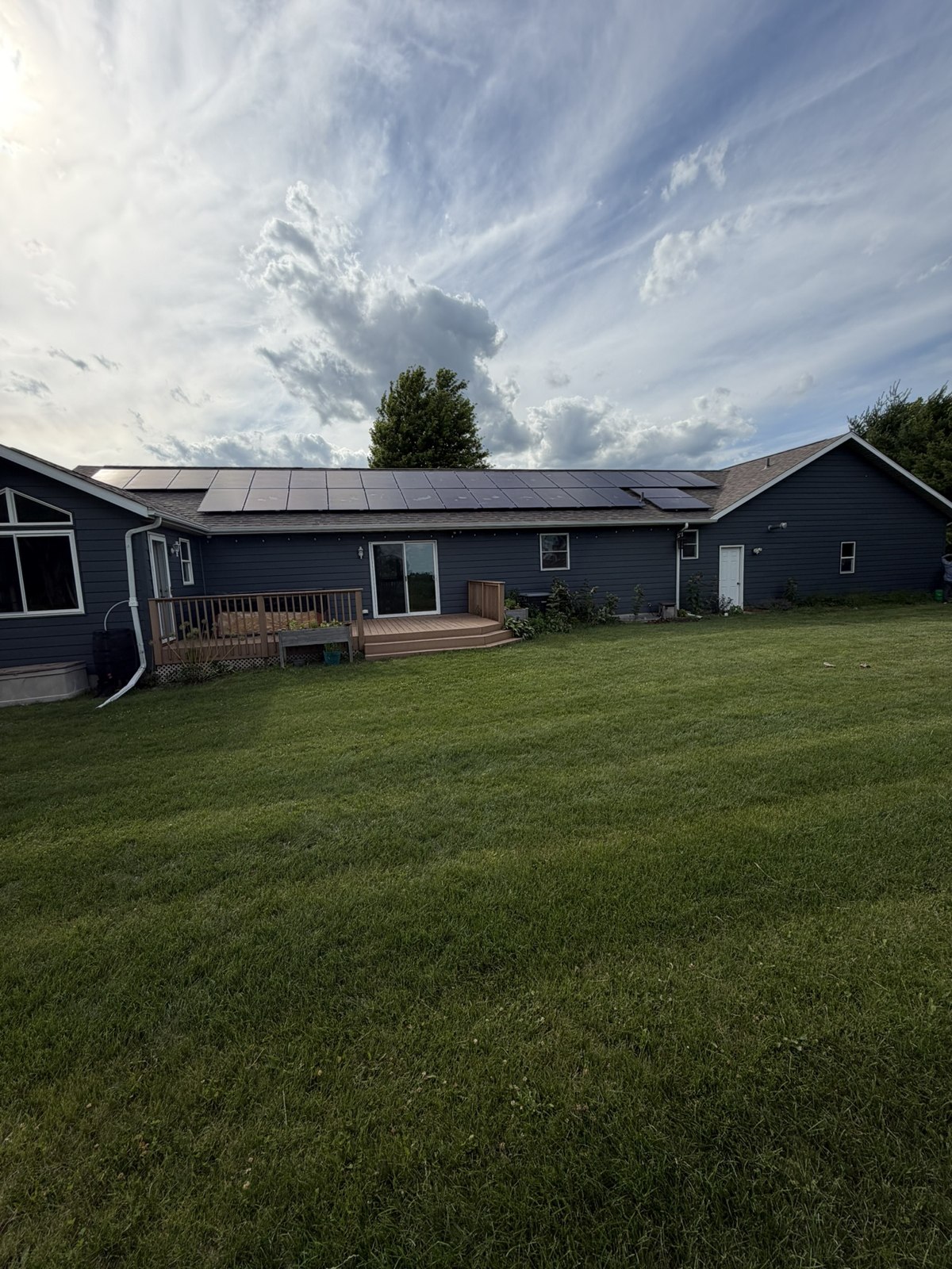 Finished shingle roof in Iowa City, Iowa