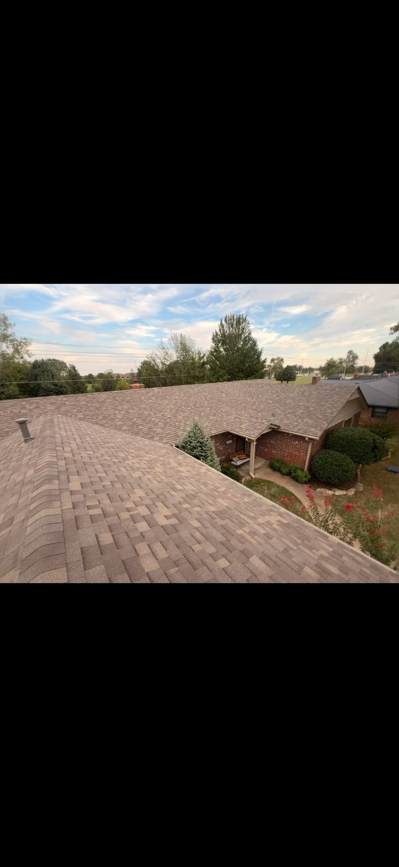 Finished shingle roof in Bartlesville, Oklahoma